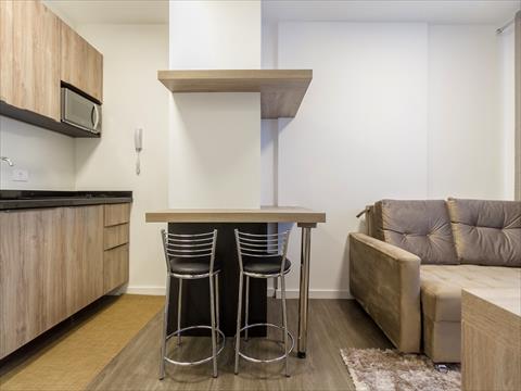 Apartamento para locacao no Centro em Curitiba com 30m² por R$ 2.420,00