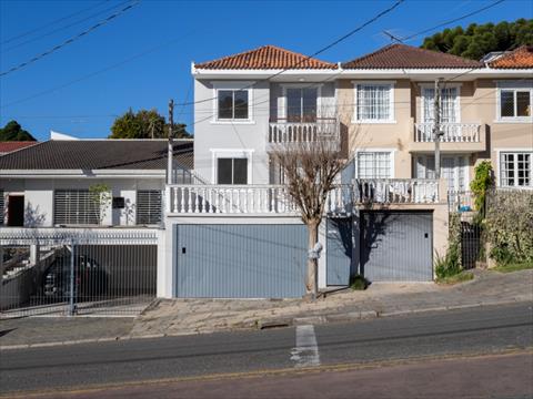 Casa Residencial para locacao no Ahu em Curitiba com 146,42m² por R$ 4.950,00