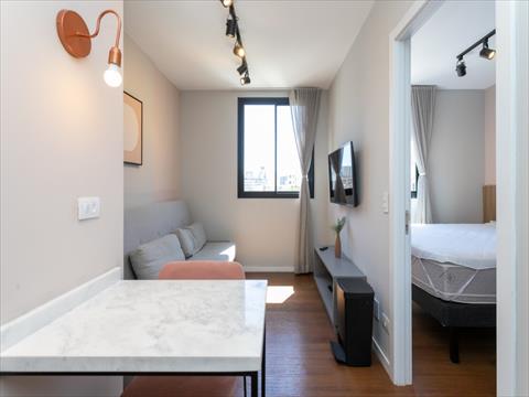 Apartamento para locacao no Centro em Curitiba com 39,69m² por R$ 2.530,00