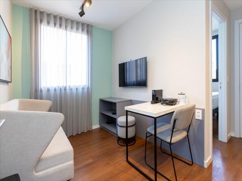 Apartamento para locacao no Centro em Curitiba com 36,18m² por R$ 2.420,00
