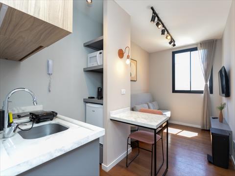 Apartamento para locacao no Centro em Curitiba com 39,69m² por R$ 2.420,00