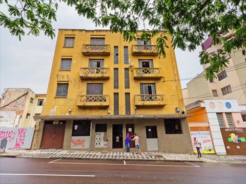 Apartamento para locacao no Centro em Curitiba com 144,08m² por R$ 2.530,00