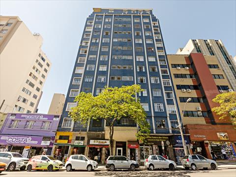 Apartamento para locacao no Centro em Curitiba com 34,5m² por R$ 1.980,00