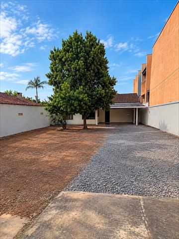 Residência para locacao no Paranaguamirim em Joinville com 360m² por R$ 2.600,00