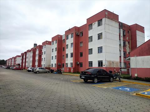 Apartamento para locacao no Paranaguamirim em Joinville com 52m² por R$ 1.000,00