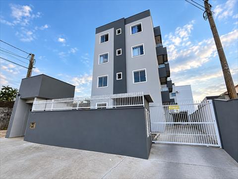 Apartamento para locacao no Aventureiro em Joinville com 54,5m² por R$ 2.000,00