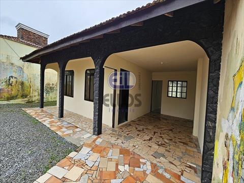 Casa para venda no Paranaguamirim em Joinville com 140m² por R$ 424.000,00