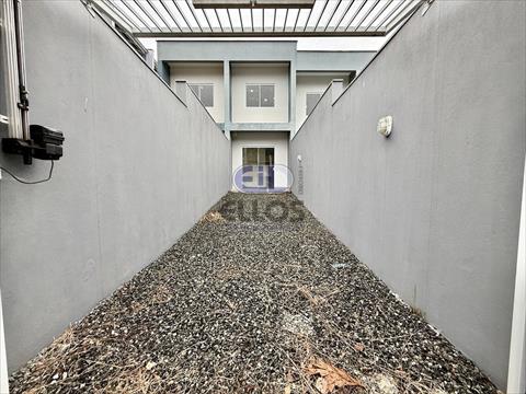 Sobrado Geminado para venda no Nova Brasília em Joinville com 65,18m² por R$ 370.000,00