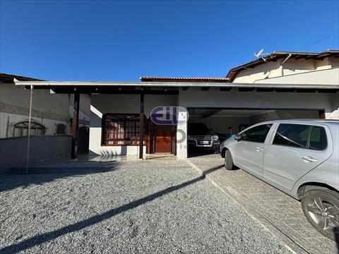 Casa para venda no Floresta em Joinville com 190m² por R$ 1.150.000,00