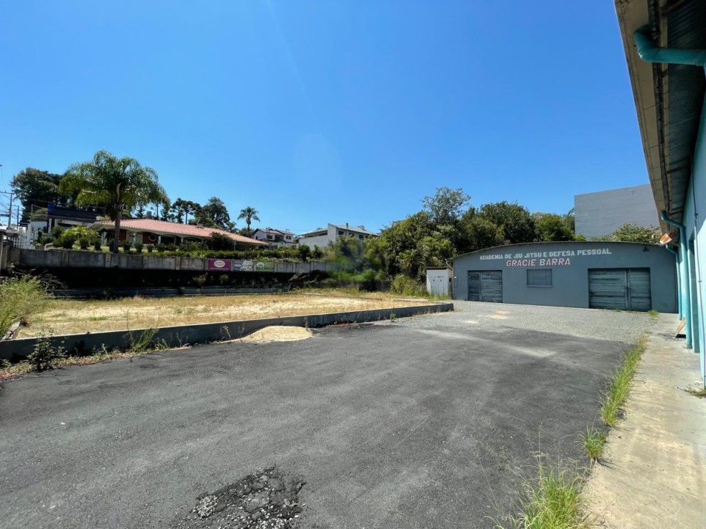 Barracão_galpão para venda no Centro em Rio Negro com 1.832,6m² por R$ 3.300.000,00