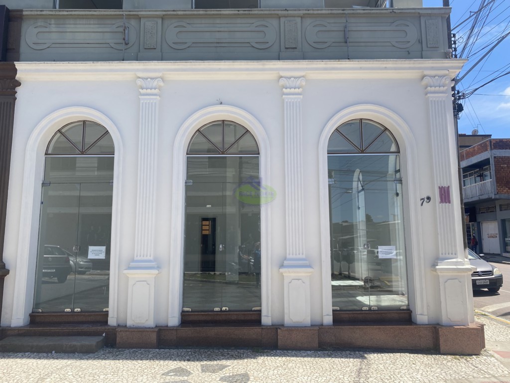 Loja para locacao no Centro em Rio Negro com 61,4m² por R$ 3.240,00