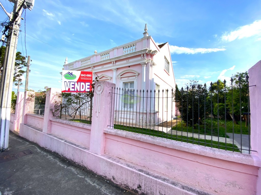 Casa Alvenaria para venda no Centro em Rio Negro com 520,33m² por R$ 590.000,00