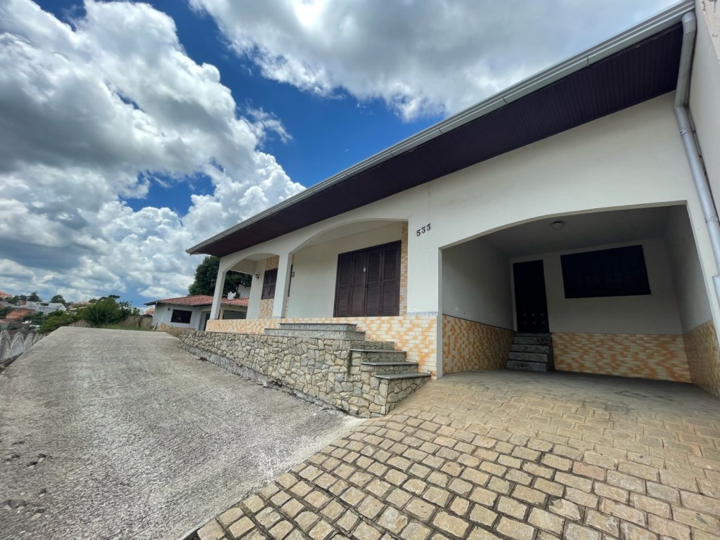 Casa Residencial para venda no Centro I Baixada em Mafra com 587,56m² por R$ 430.000,00
