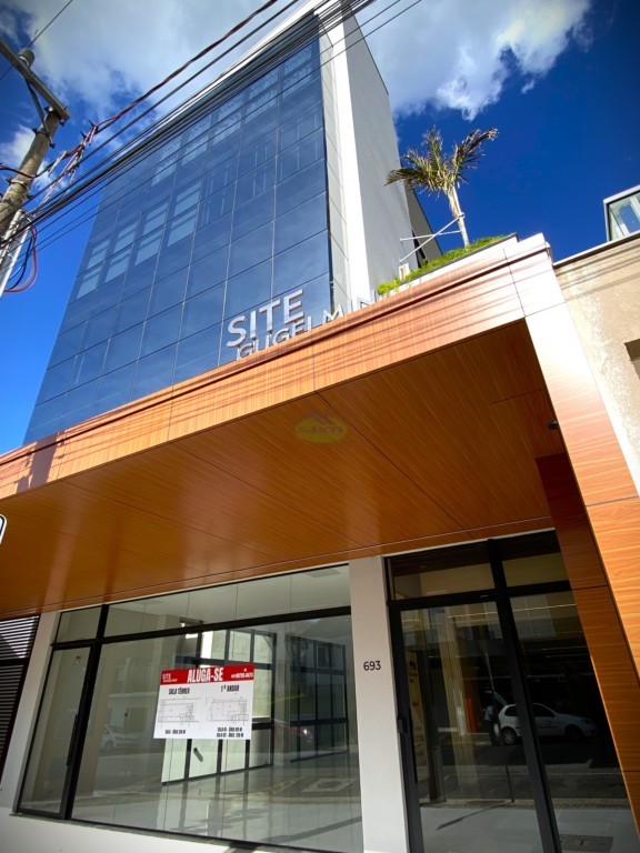 Loja para locacao no Centro I Baixada em Mafra com 210m² por R$ 12.000,00