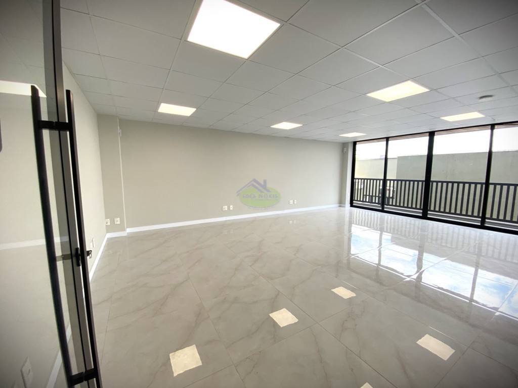 Sala para locacao no Centro I Baixada em Mafra com 88m² por R$ 5.040,00