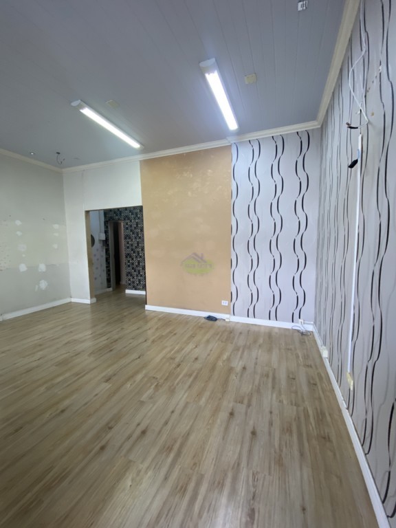 Sala para locacao no Centro em Mafra com 91,35m² por R$ 840,00