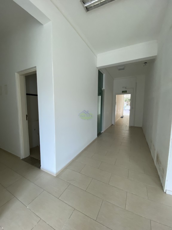 Loja para locacao no Centro em Rio Negro com 100m² por R$ 4.788,00