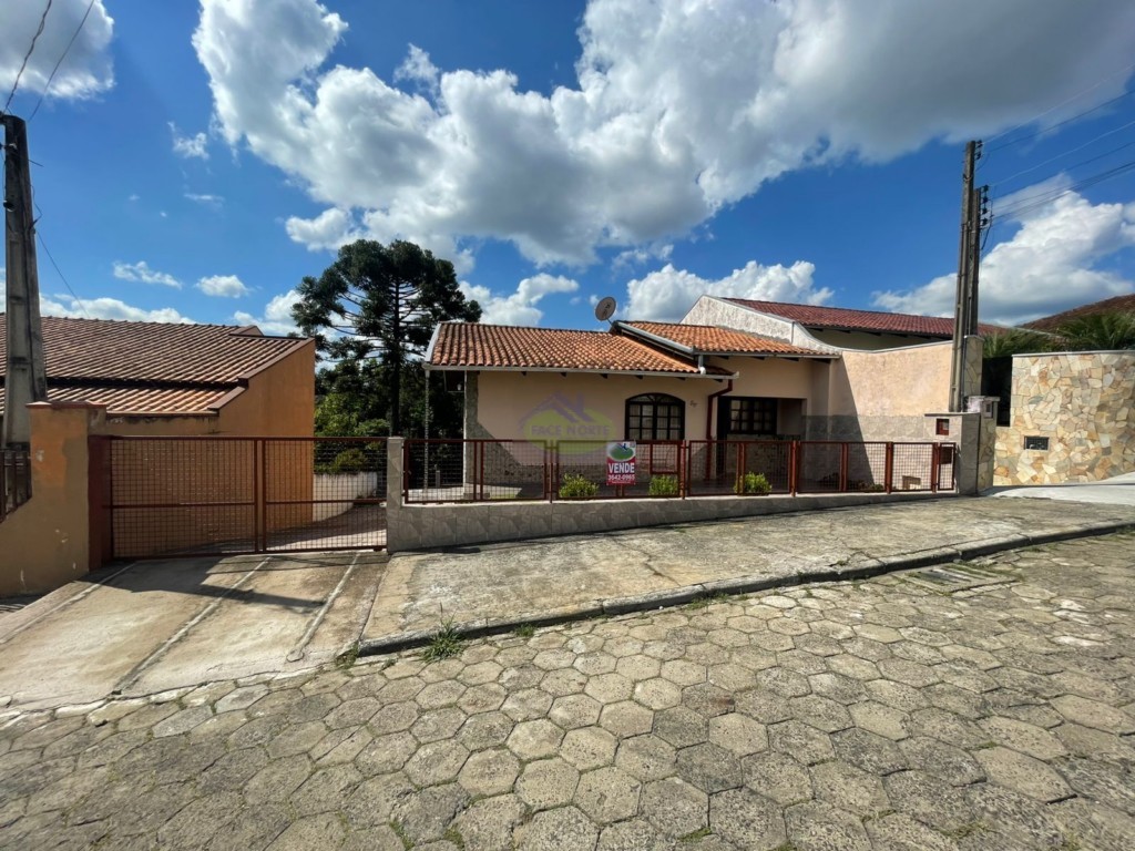 Casa Residencial para venda no Centro I Baixada em Mafra com 520m² por R$ 490.000,00