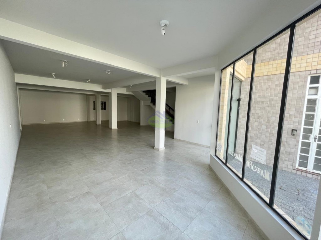 Loja para locacao no Centro I Baixada em Mafra com 165m² por R$ 8.280,00