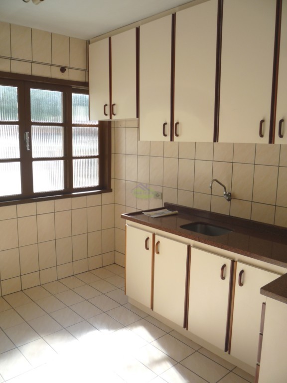 Apartamento para locacao no Centro II Alto de Mafra em Mafra com 138m² por R$ 1.800,00