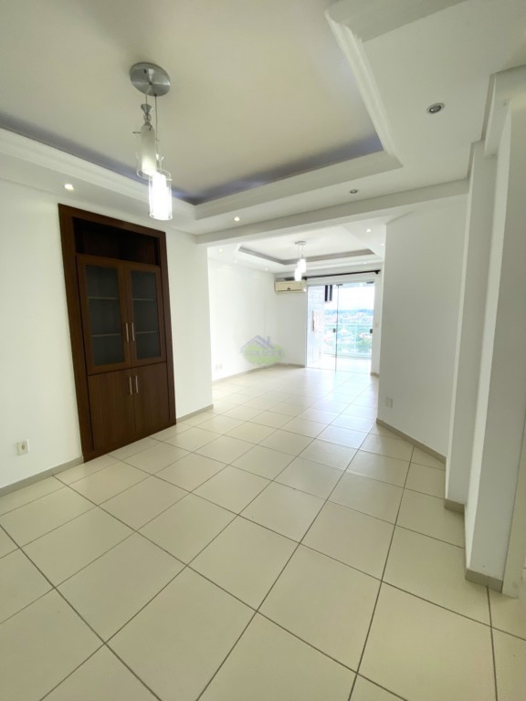 Apartamento para locacao no Centro II Alto de Mafra em Mafra com 216,04m² por R$ 3.360,00