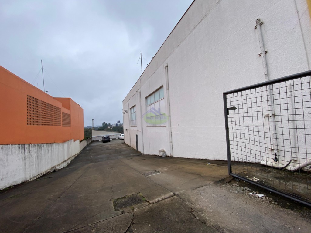 Loja para locacao no Centro em Mafra com 880m² por R$ 23.000,00