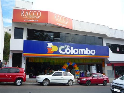 Sala para locacao no Centro em Mafra com 67,75m² por R$ 1.380,00