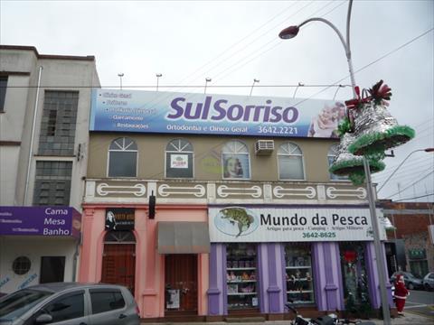 Sala para locacao no Centro em Rio Negro com 55,42m² por R$ 1.176,00