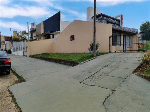 Casa Residencial para locacao no Centro em Mafra com 780m² por R$ 1.320,00