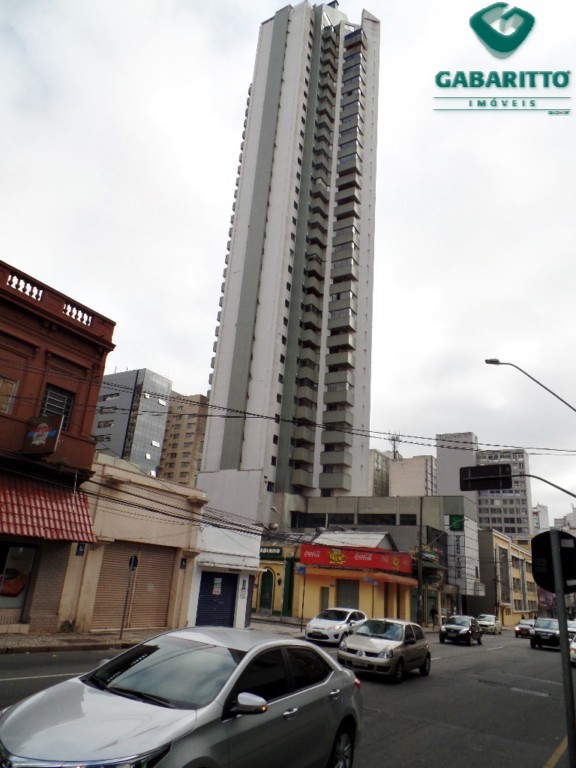 Apartamento para locacao no Centro em Curitiba com 66,8m² por R$ 2.300,00