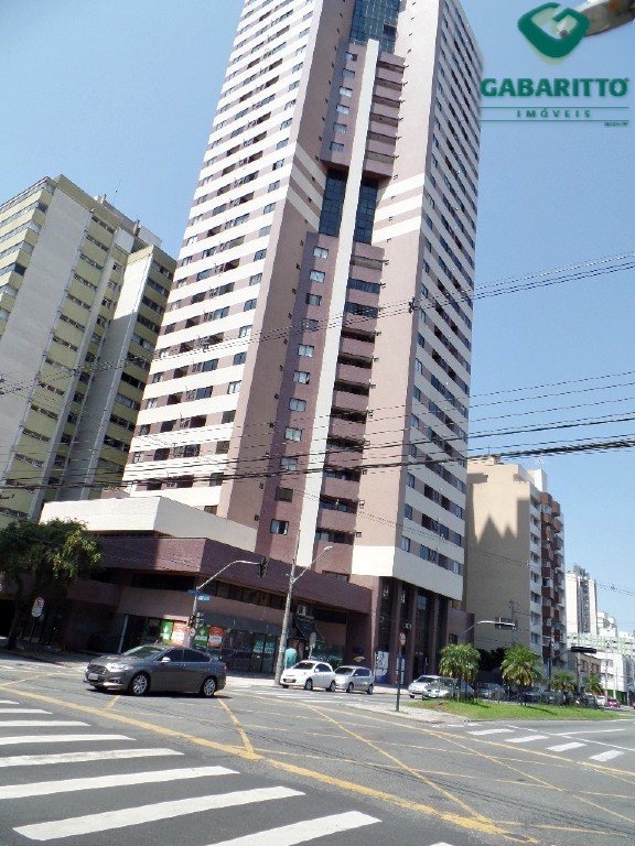 Apartamento para locacao no Centro em Curitiba com 0m² por R$ 2.250,00