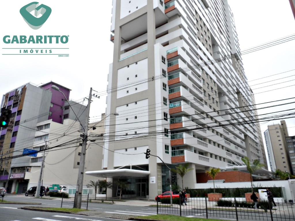 Apartamento para locacao no Centro em Curitiba com 34m² por R$ 2.200,00