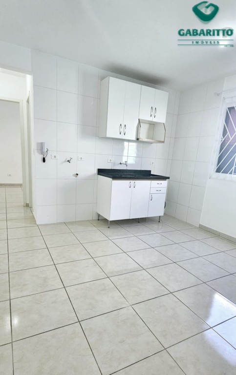 Apartamento para locacao no Cajuru em Curitiba com 49,5m² por R$ 1.222,22