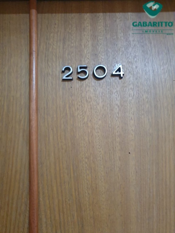 Apartamento para locacao no Centro em Curitiba com 50m² por R$ 2.600,00