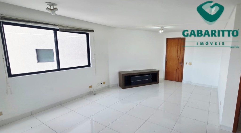 Apartamento para locacao no Centro em Curitiba com 63,04m² por R$ 2.600,00