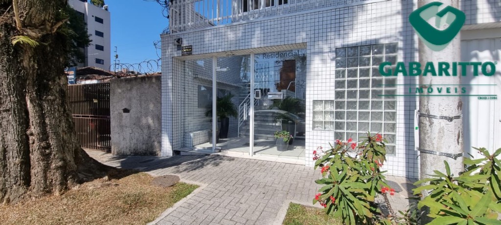Apartamento para locacao no Alto da XV em Curitiba com 50m² por R$ 2.200,00
