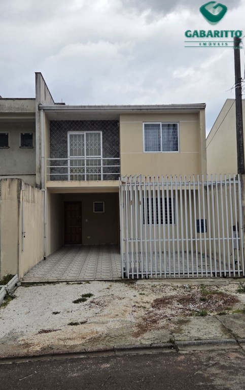 Sobrado para locacao no Xaxim em Curitiba com 142,19m² por R$ 3.311,11