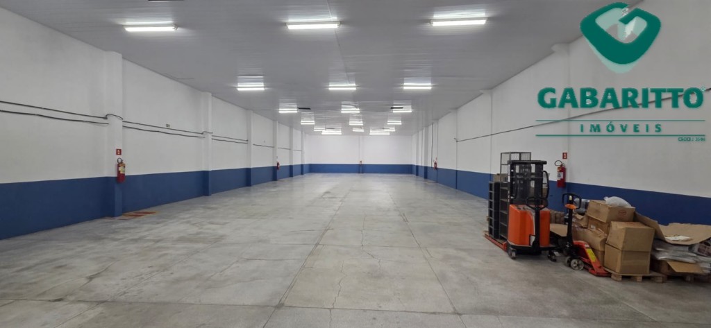 Barracão_galpão para locacao no Boqueirao em Curitiba com 572m² por R$ 13.888,88