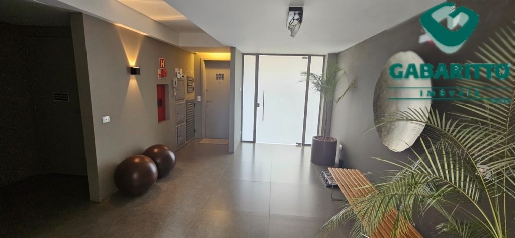 Apartamento para locacao no Agua Verde em Curitiba com 92m² por R$ 2.777,77