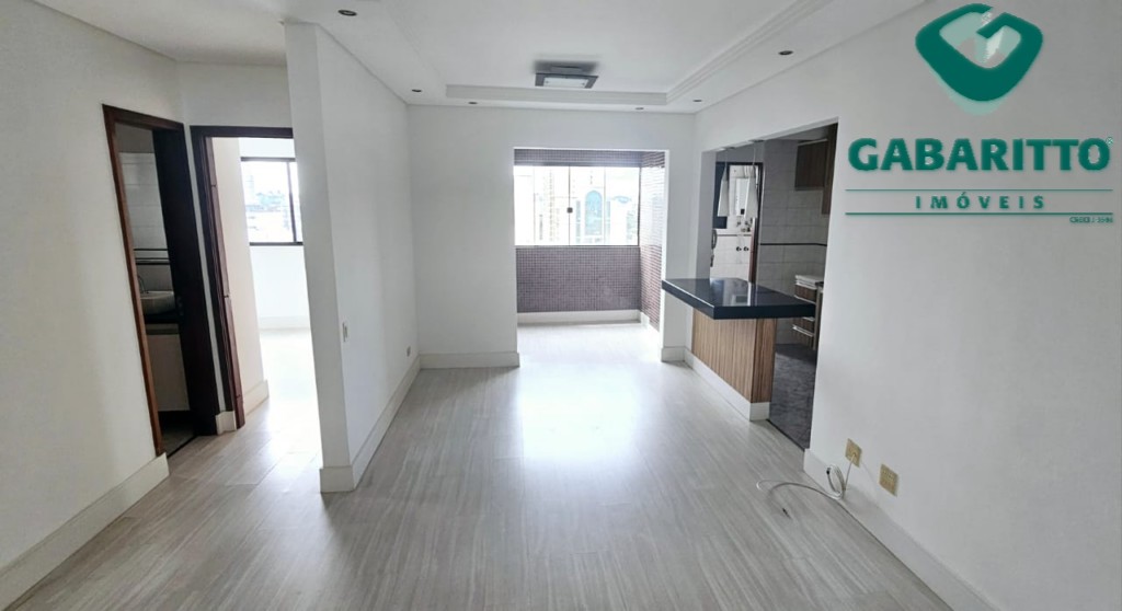 Apartamento para locacao no Centro em Curitiba com 0m² por R$ 2.400,00