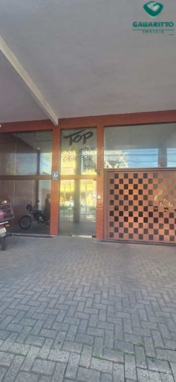 Cjto Comercial_sala para locacao no Agua Verde em Curitiba com 89,11m² por R$ 2.211,11