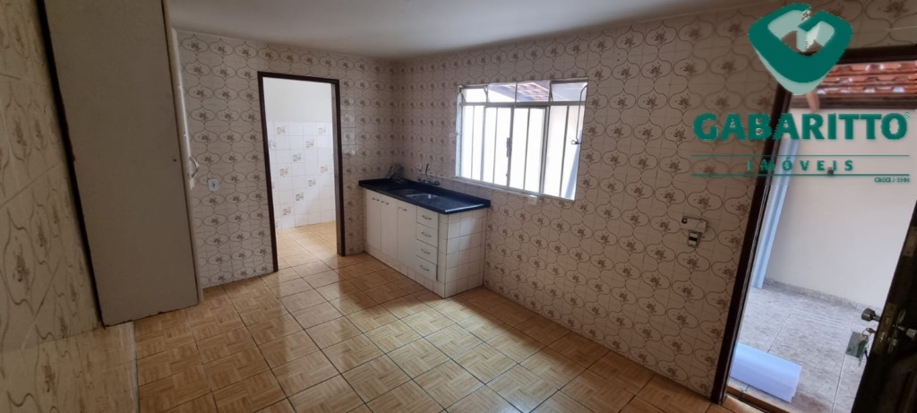 Residência para locacao no Hauer em Curitiba com 116,3m² por R$ 3.222,22