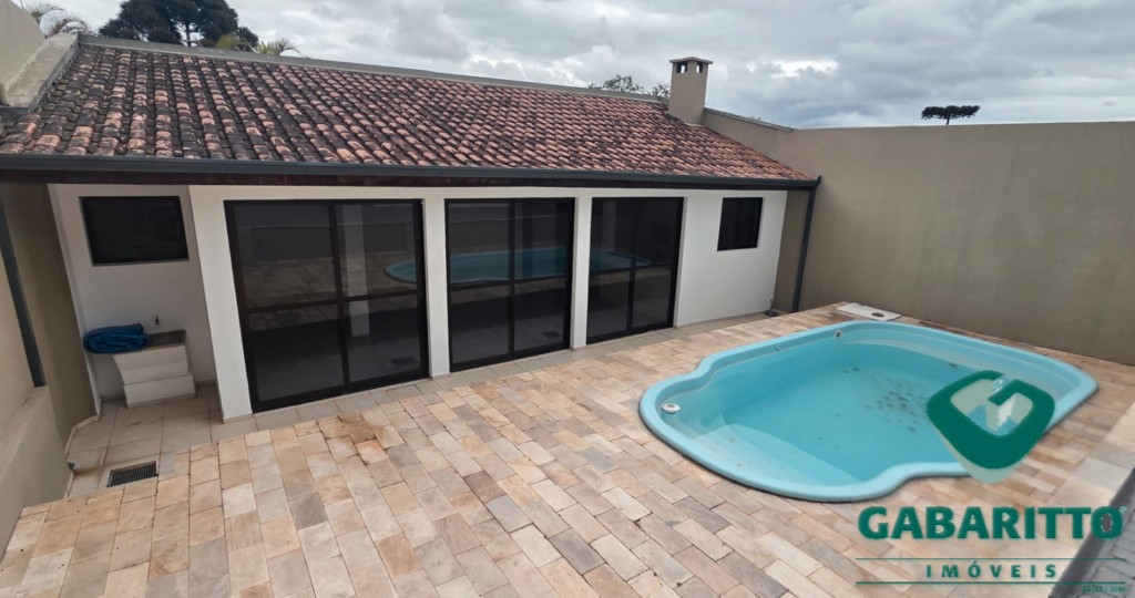 Casa Comercial para locacao no Santa Quiteria em Curitiba com 328m² por R$ 5.888,88