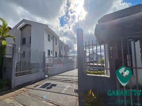 Apartamento para locacao no Hauer em Curitiba com 70m² por R$ 2.111,11