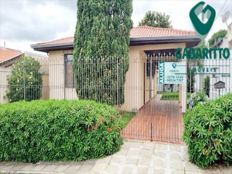 Residência para locacao no Uberaba em Curitiba com 130m² por R$ 2.888,88