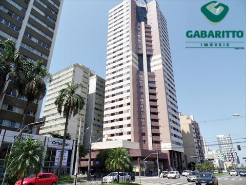 Apartamento para locacao no Centro em Curitiba com 0m² por R$ 2.400,00