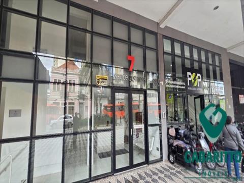 Cjto Comercial_sala para locacao no Centro em Curitiba com 124,78m² por R$ 5.500,00