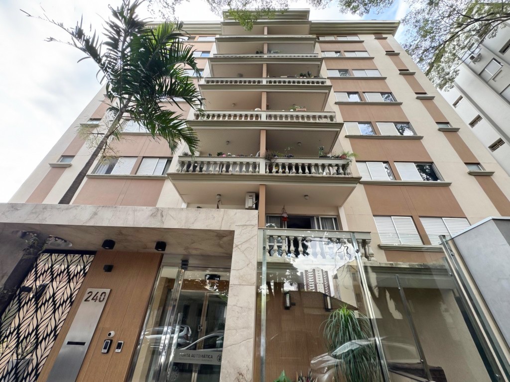Apartamento para locacao no Zona 07 em Maringa com 134,64m² por R$ 2.000,00