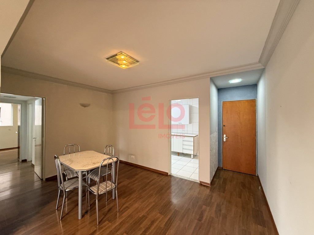 Apartamento para locacao no Zona 07 em Maringa com 134,64m² por R$ 2.300,00