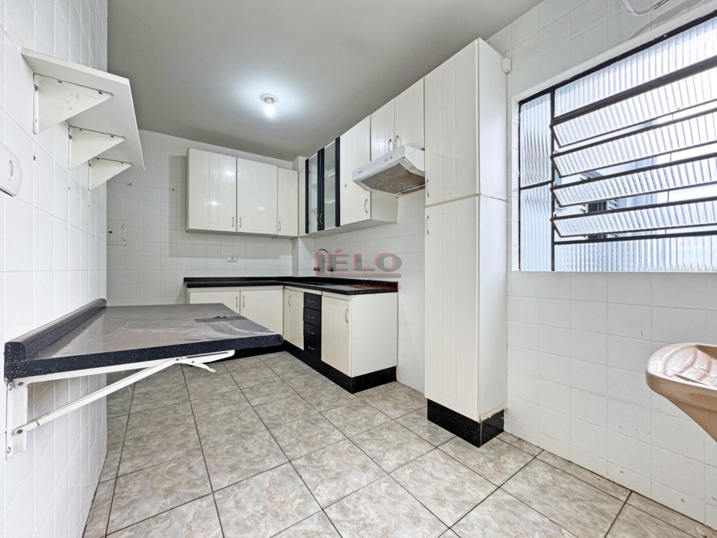 Apartamento para locacao no Zona 07 em Maringa com 92m² por R$ 1.200,00